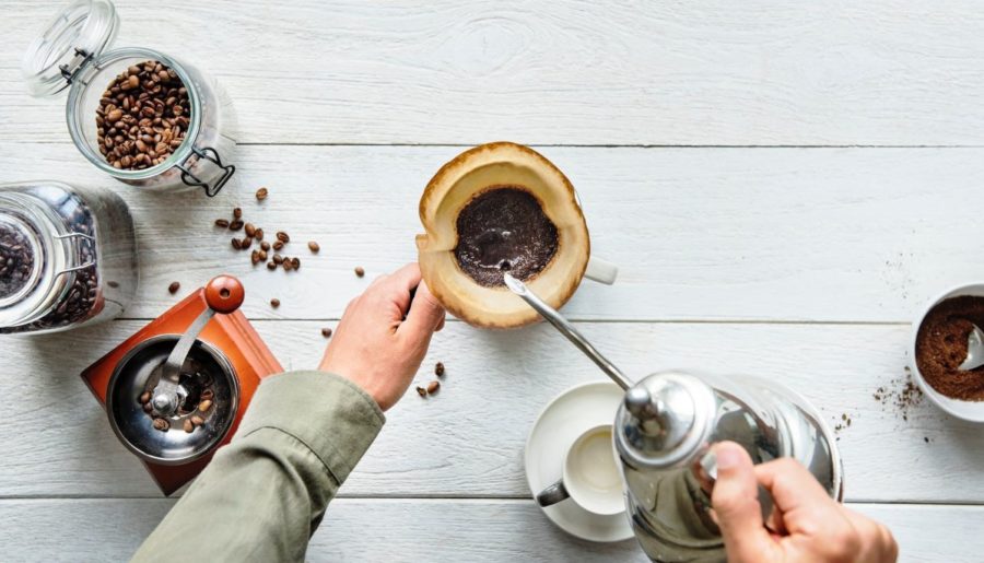 Best Manual Coffee Grinders 2020: Hand Grinder Reviews